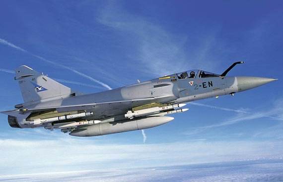 "米卡"中程空对空导弹