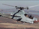 AH-1W型“超级眼镜蛇”攻击直升机